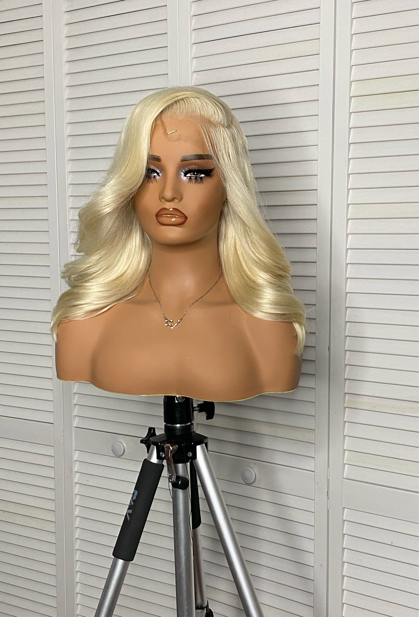 613 Frontal Wig w/ HEAVY Layers
